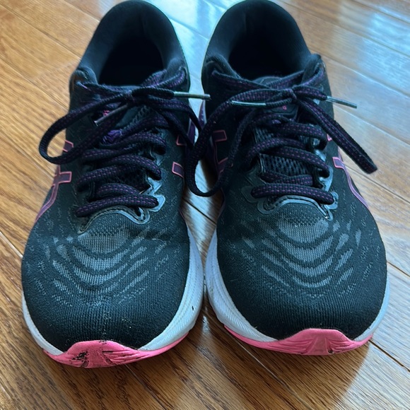 Asics Black and Pink Athletic Running Shoes - Picture 2 of 4